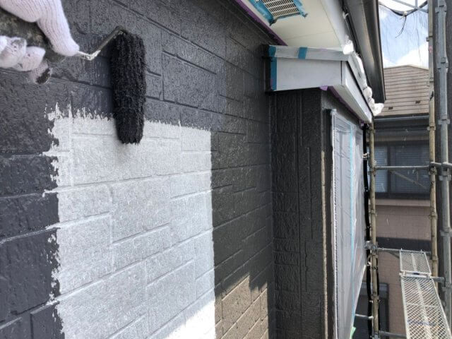 外壁 上塗り1回目