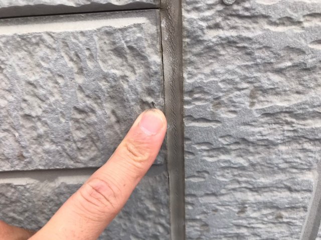 コーキング ひび割れ