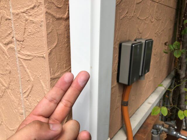 雨樋 色褪せ