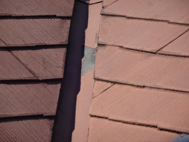 屋根塗装　谷板金