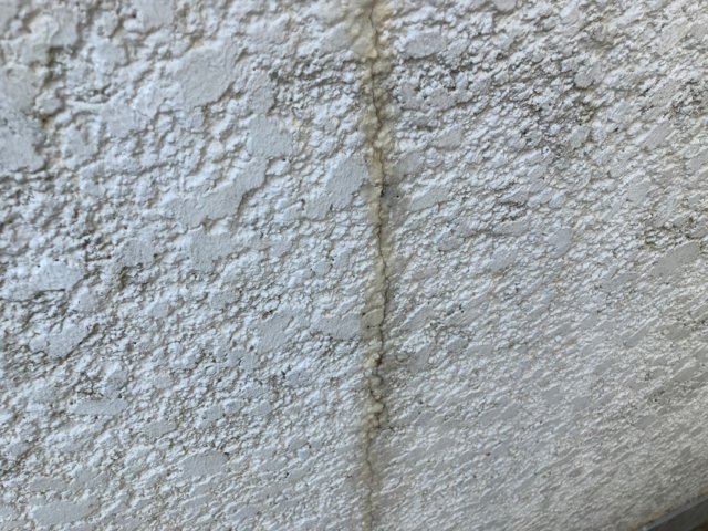川越市 外壁塗装 2回目 ひび割れ