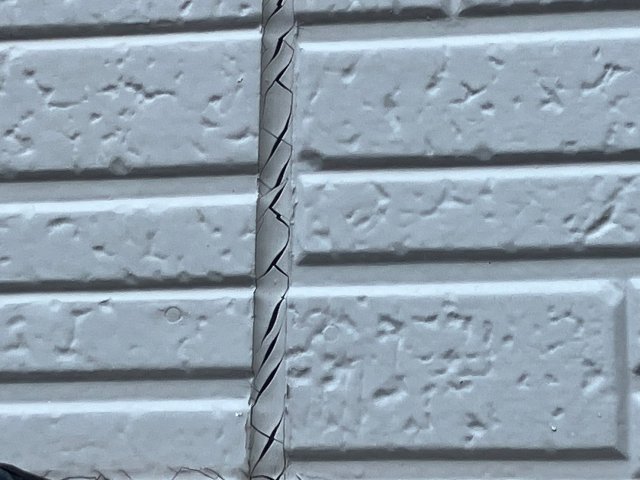 さいたま市見沼区 外壁塗装 コーキングのひび割れ ミヤケン