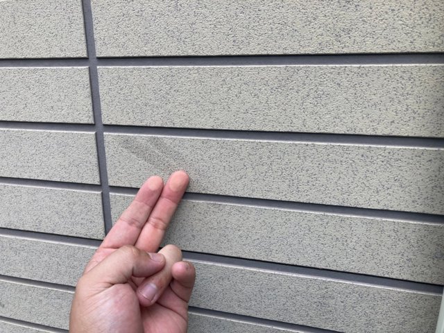 さいたま市見沼区 屋根外壁塗装工事 外壁チョーキング現象 お客様の声 ミヤケン