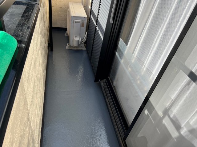 さいたま市見沼区 屋根外壁塗装工事 ベランダ施工後写真 お客様の声 ミヤケン