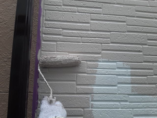 さいたま市桜区 屋根外壁塗装工事 外壁上塗り1回目 お客様の声 ミヤケン