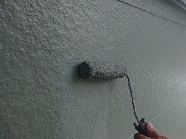 さいたま市西区 屋根外壁塗装工事 外壁上塗り2回目 お客様の声 ミヤケン