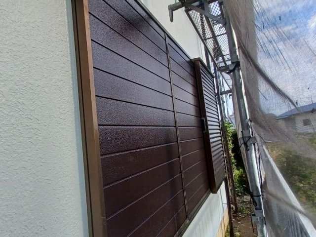 さいたま市桜区 外壁塗装工事 雨戸完了 お客様の声 ミヤケン