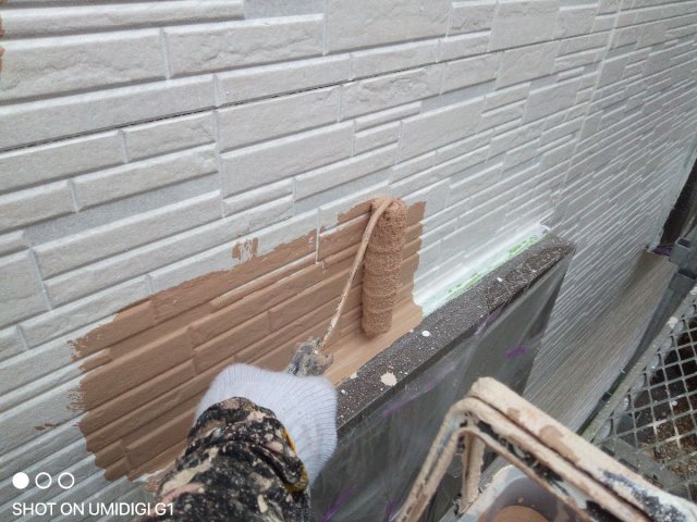 さいたま市桜区 屋根外壁塗装工事 外壁上塗り1回目 お客様の声 ミヤケン