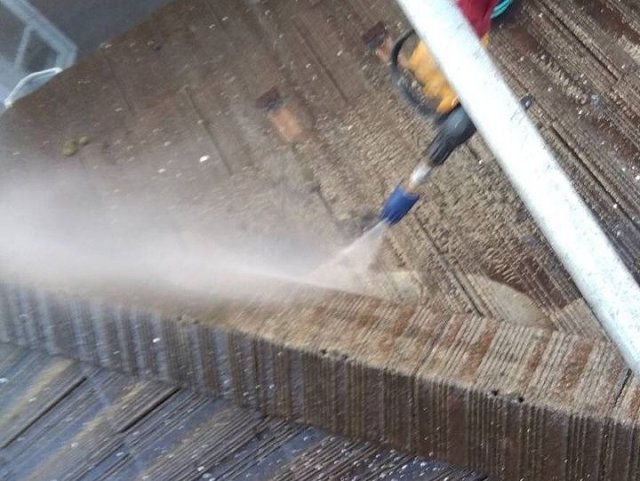 さいたま市見沼区 屋根 高圧洗浄 ミヤケン