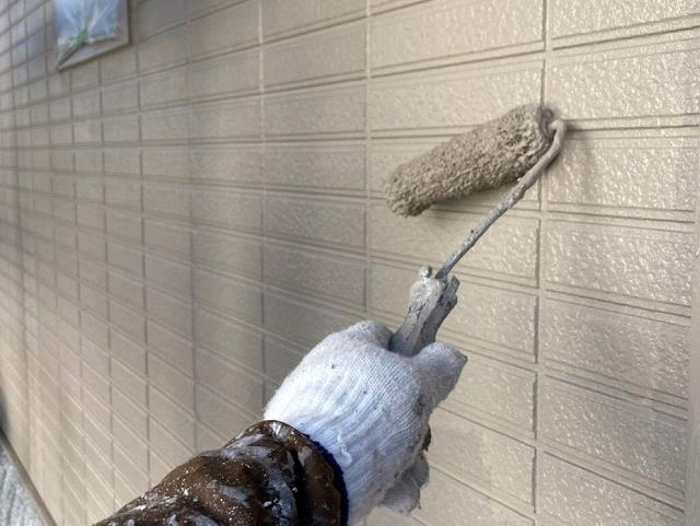 さいたま市大宮区 屋根外壁塗装 外壁上塗り作業 ミヤケン