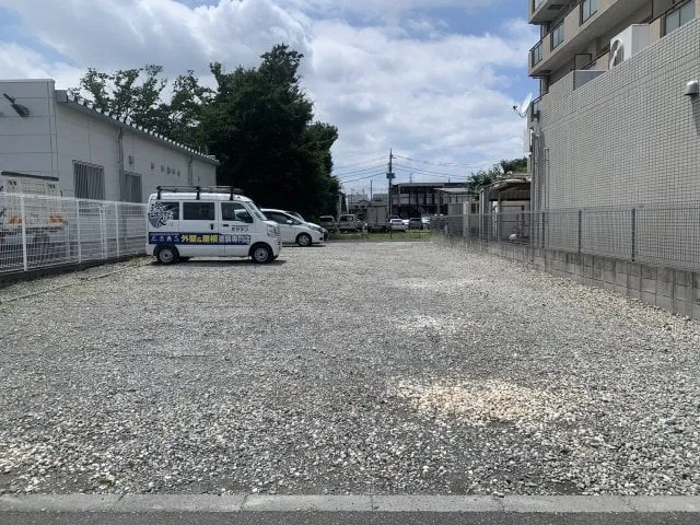 ミヤケン川口店 駐車場