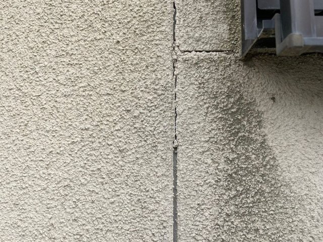 川越市 外壁 汚れ ミヤケン