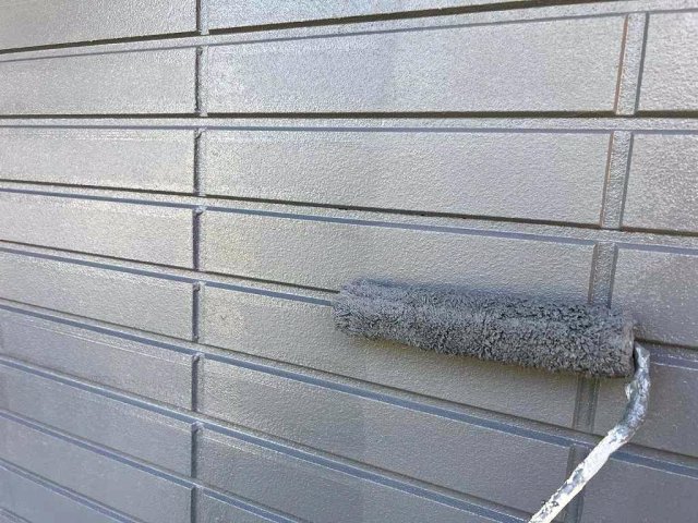さいたま市中央区 外壁上塗り作業