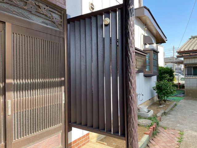 見沼区 屋根外壁塗装 玄関木部 完成 ミヤケン