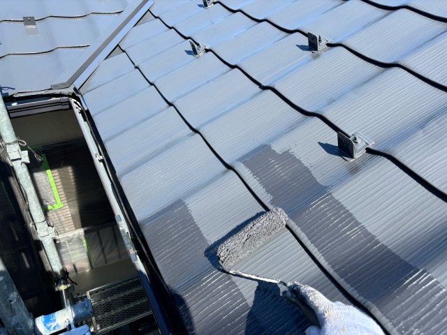 蓮田市桜台 屋根外壁塗装 屋根 上塗り2 ミヤケン