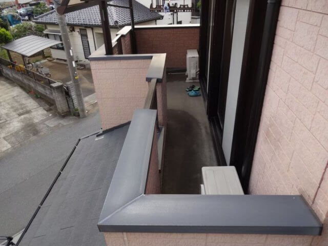 川口市 屋根外壁塗装 笠木 色あせ ミヤケン