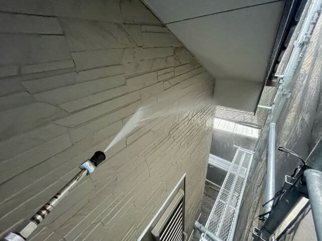 見沼区 外壁塗装 高圧洗浄 ミヤケン