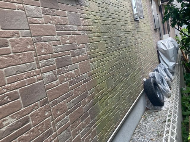 狭山市入間川 屋根外壁塗装 外壁 コケ ミヤケン