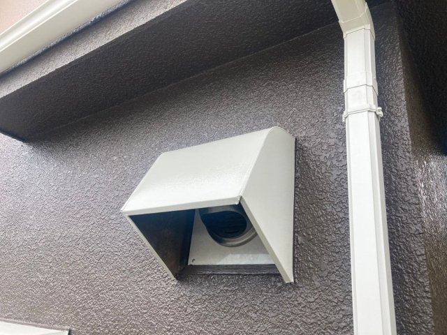 比企郡川島町 外壁塗装 換気フード 完了 ミヤケン