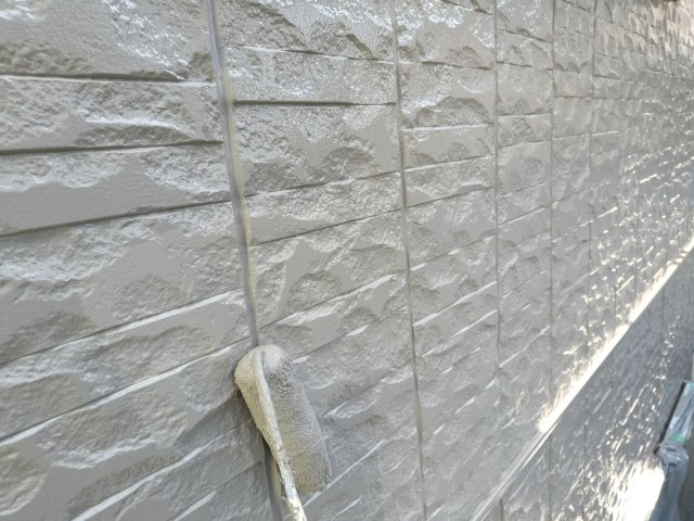 川越市大塚 外壁塗装 外壁 上塗り2 ミヤケン