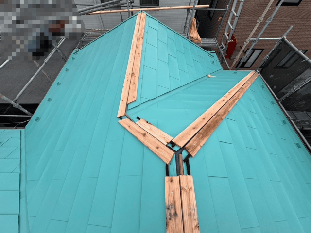 さいたま市桜区 外壁塗装屋根カバー 貫板 ミヤケン