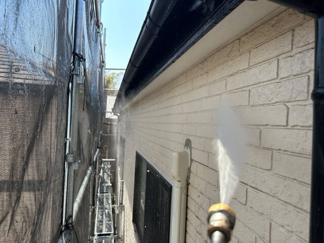 さいたま市見沼区 屋根カバー外壁塗装 外壁 高圧洗浄 ミヤケン