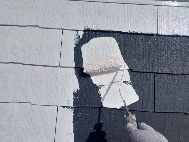 さいたま市見沼区 屋根外壁塗装 屋根下塗り ミヤケン