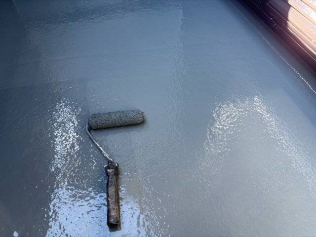 さいたま市岸町のバルコニーの防水塗装の写真 ミヤケン