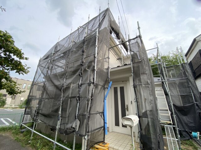 川越市石原町の外部面足場組みの写真 ミヤケン