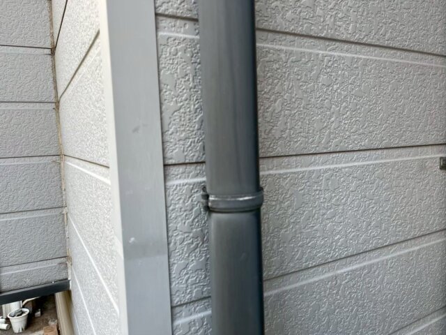 さいたま市岸町の雨樋の色あせの写真 ミヤケン