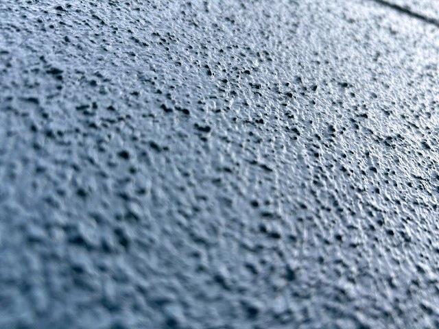 ミヤケン｜低汚染遮熱フッ素塗料を使用したALC外壁の親水性効果確認