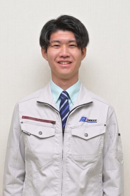 川越店 鈴木 スタッフ写真 ミヤケン